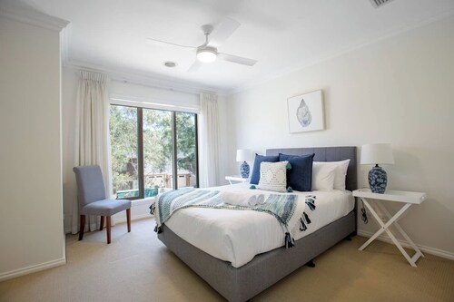 Peaceful Designer 2BR@Leafy Mill Park