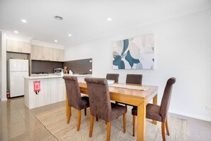 Dining - Peaceful Designer 2BR@Leafy Mill Park (Mill Park)