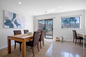 Dining - Peaceful Designer 2BR@Leafy Mill Park (Mill Park)