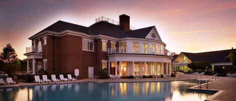 Indoor pool, outdoor pool