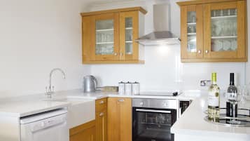 Oven, dishwasher, highchair, freezer