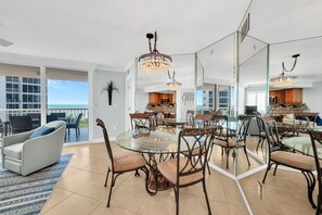 Dining - Luxurious Beach Front Condo with Spectacular Views! (Naples)