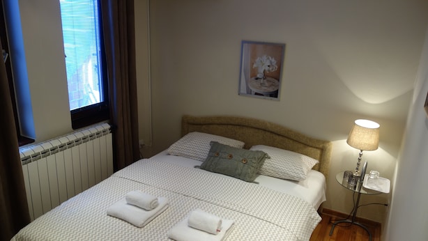 Chambre Double Standard, 1 grand lit (13)