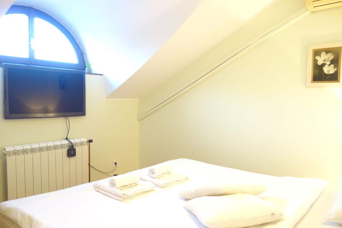 Kamar Double Superior (7) | 1 kamar tidur dan didekorasi berbeda-beda