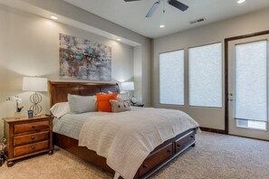 3 bedrooms, desk, iron/ironing board, travel cot