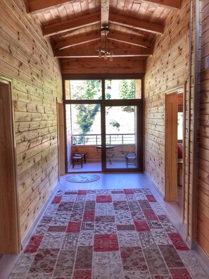 Interior - İrem Apart Restoran (Camlihemsin)