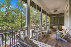 Villa, 5 habitaciones | Balcón