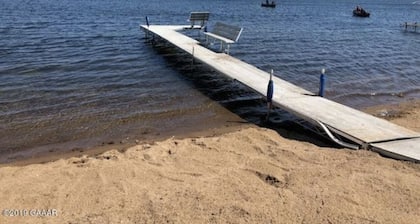 30 steps to lake, Dock for fishing & swimming, Families Welcome!