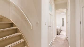 Escaleras con barandal