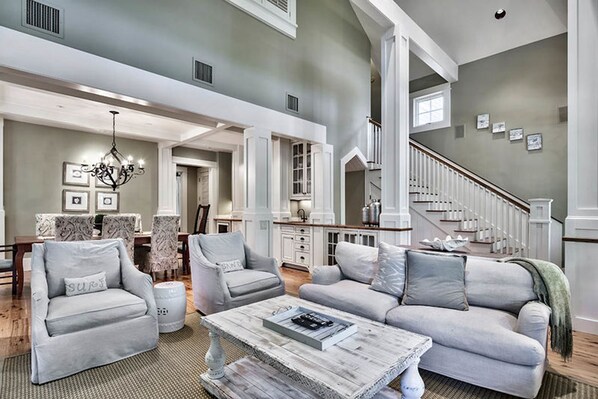 House, 3 Bedrooms | Living room