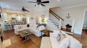 Casa, 4 camere da letto | Soggiorno | TV a schermo piatto, caminetto