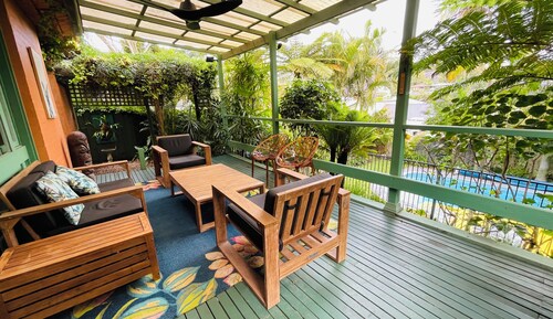 Private & spacious family retreat with aircon & pool.