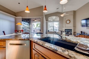 Fridge, microwave, oven, stovetop - Upscale home with private heated pool and amazing patio (Mesa)