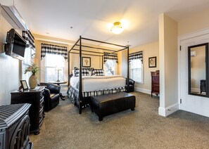 Salt & Pepper, Bass Cottage | Literie de qualité, couette en duvet, lit avec matelas à plateau-coussin