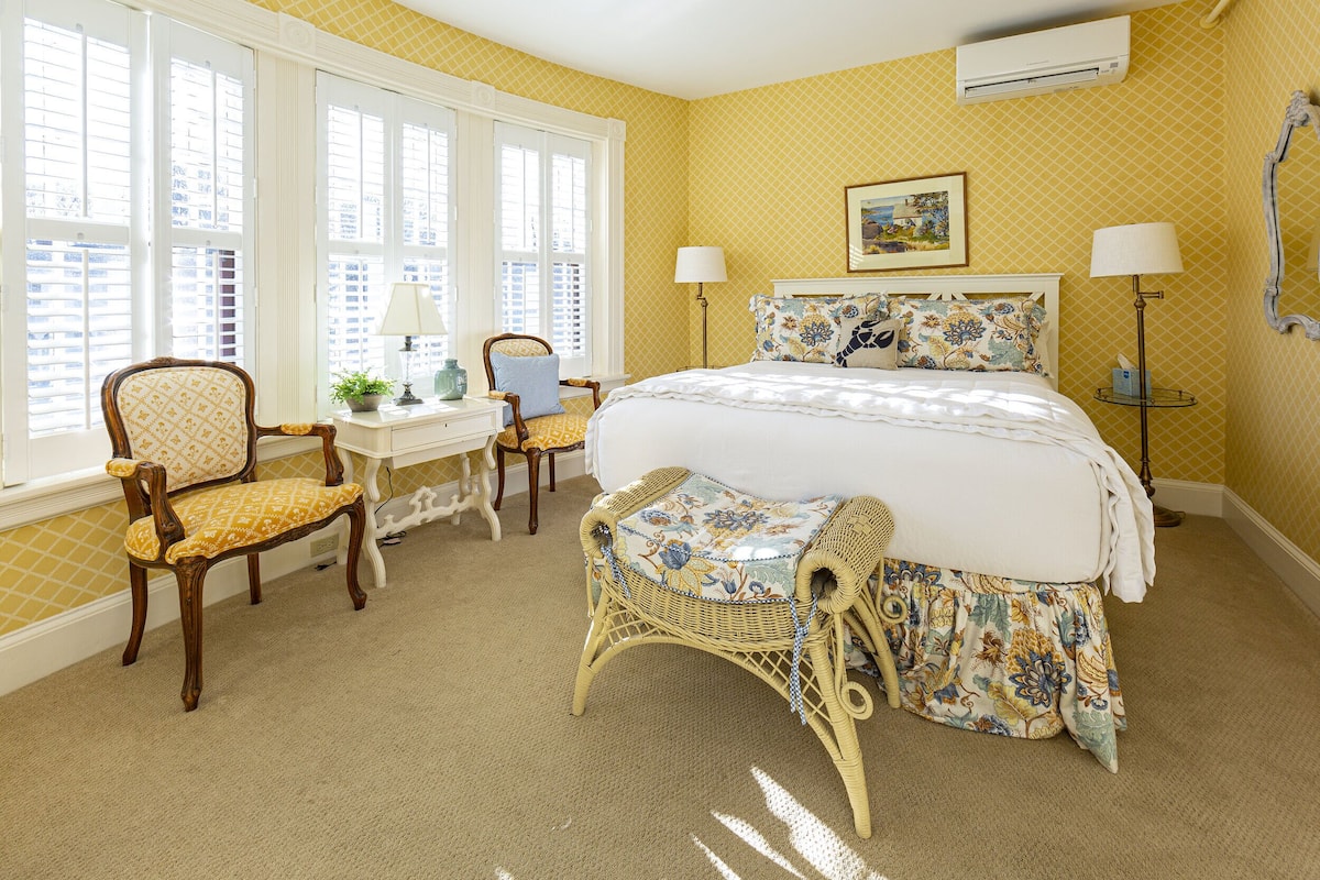 Sunflower, Ullikana | Ropa de cama de alta calidad, edredón y camas con pillow-top