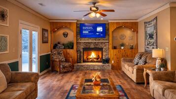 Smart-TV, peis, DVD-spiller og fotballspill