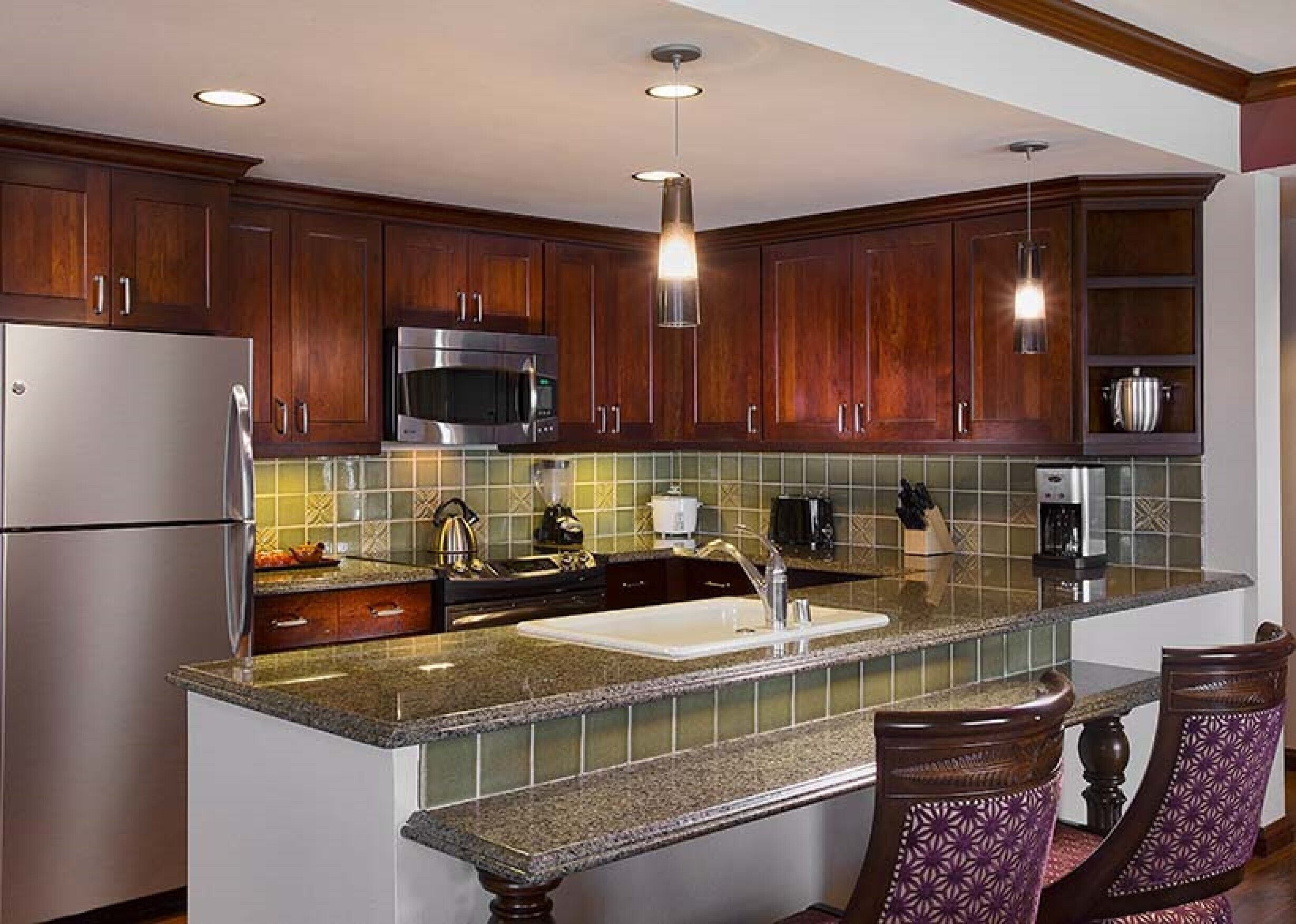 Grand Waikikian by Hilton Grand Vacations Club 1 Bedroom Condo, Free WIFI - Photo 5