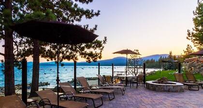 Condo-Private Beach!