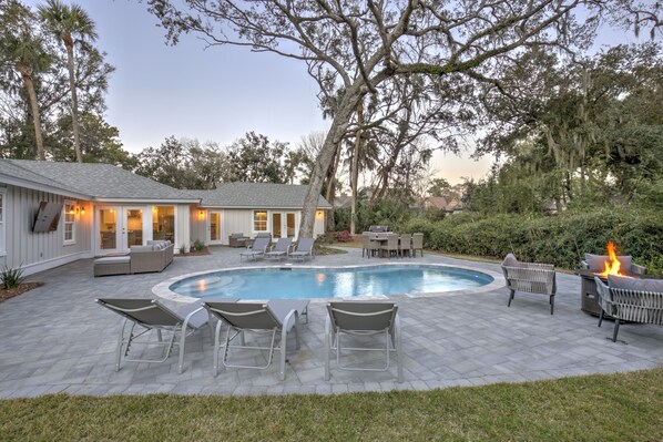 Een verwarmd zwembad