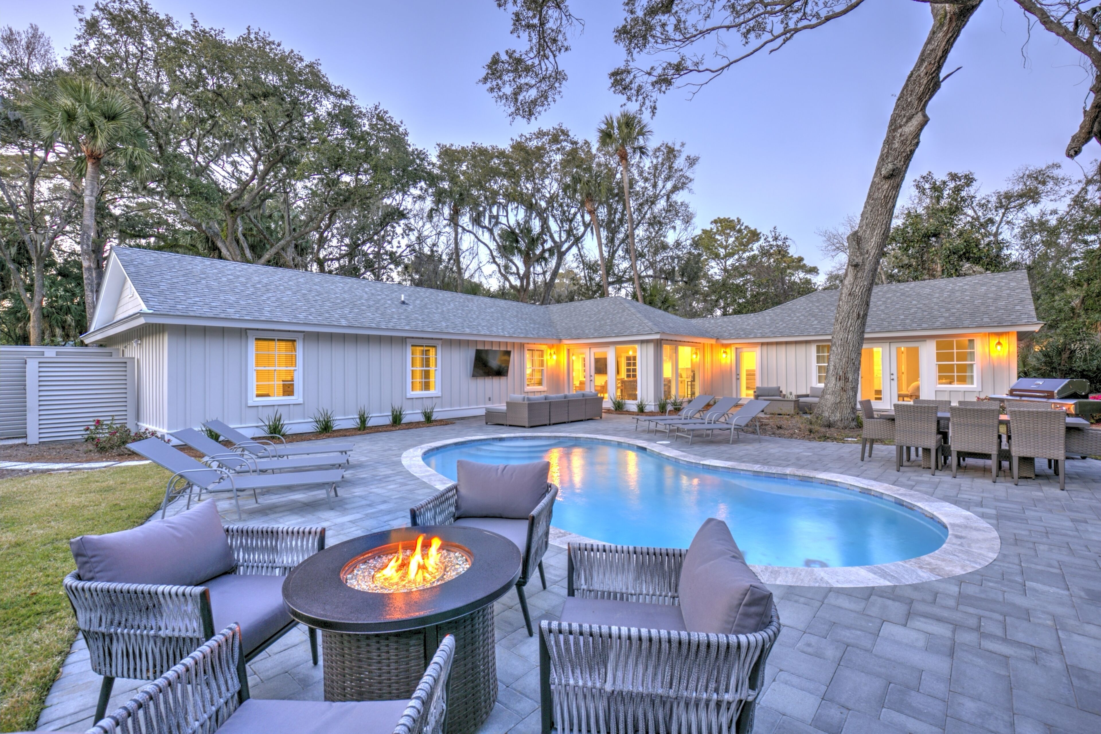 7 Sandpiper-Amazing Low Country charm & 360 Yards to the Beach!