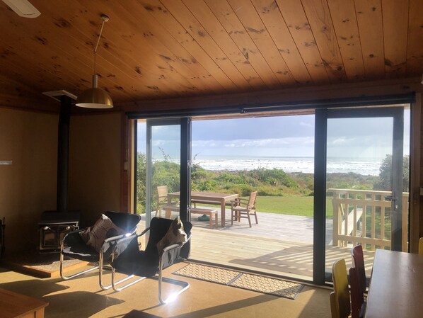 Living area - The Beachsider - Te Horo Beach Holiday Home (Te Horo Beach)