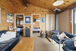 4 chambres, fer et planche à repasser, Wi-Fi, literie fournie