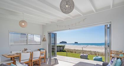Beachfront Beauty - Whangamata Beachfront Home