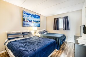 1 makuuhuone, silitysrauta/-lauta, internet, vuodevaatteet