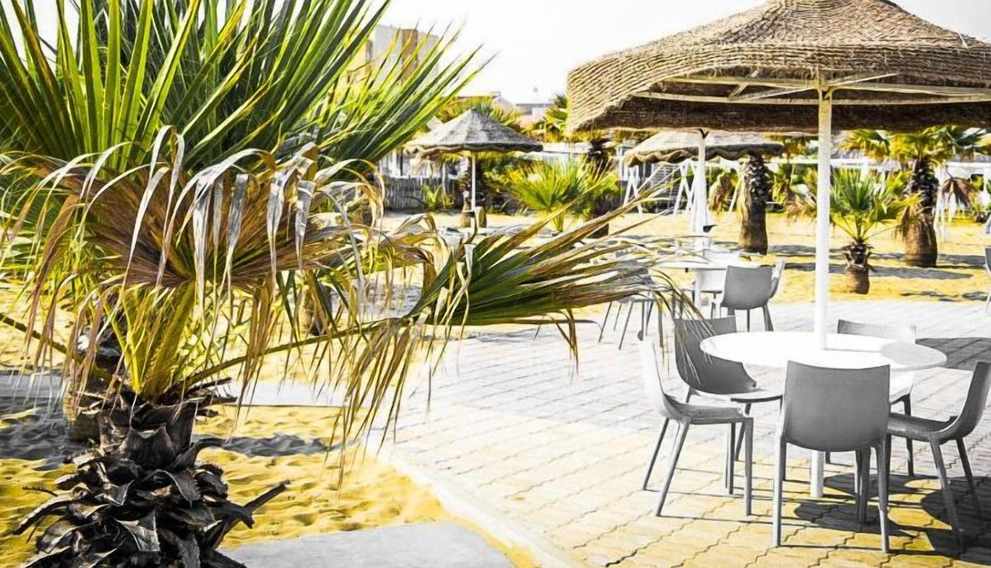 屋外ダイニングエリア