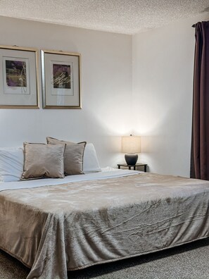 2 bedrooms, in-room safe, free WiFi, bed sheets