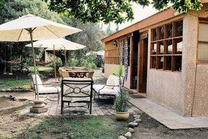 Front of property - El Arbol Eco-Lodge - Hostel (La Serena)