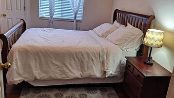 2 chambres, fer et planche Ă repasser, Wi-Fi, draps fournis