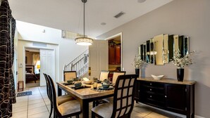 Private kitchen - Stunning 7 bed Home With South Facing, Private Pool and spa not Overlooked Near Disney With Cinema Room - 468 (Kissimmee)