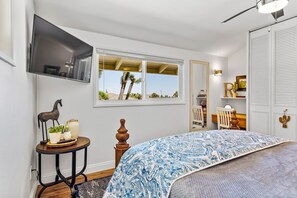 3 bedrooms, in-room safe, desk, iron/ironing board - 25% Off 7-Night Stay 1/2 Acre Epic Pool and Spa 2 King Beds  Bunk with 2 Queens (Yucca Valley)