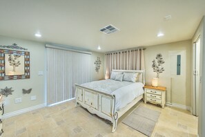 3 室のベッドルーム、セーフティボックス (室内)、アイロン / アイロン台、WiFi (無料)