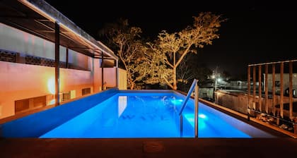 Waye Valladolid Centro â Sustainable, Authentic Experiences & Pet Friendly Boutique Hotel