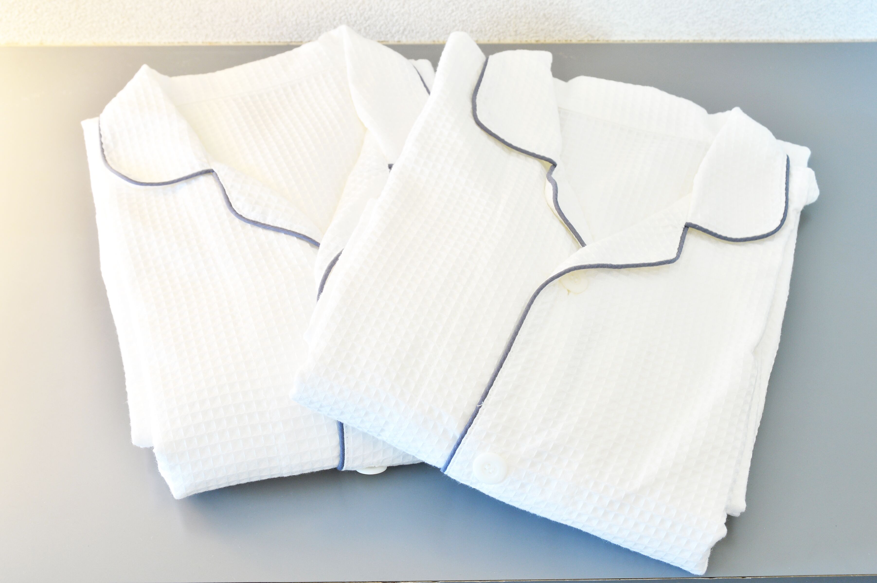 combined shower/bathtub, free toiletries, hair dryer, slippers