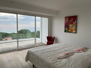 4 bedrooms, free WiFi
