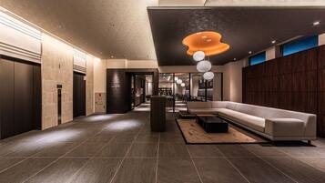 ๋ก๋น ์ข์ ๊ณต๊ฐ