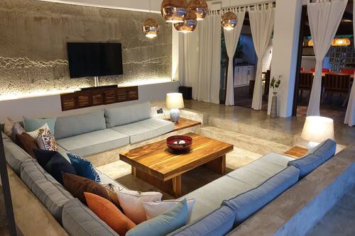 Villa Exclusive, non-fumeurs, vue jardin | Salle de séjour