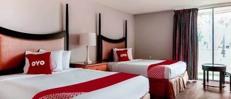 Bureau, accĂšs au Wi-Fi (inclus), literie fournie