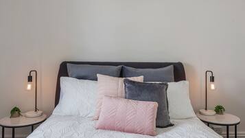 3 bedrooms, iron/ironing board, travel cot, free WiFi