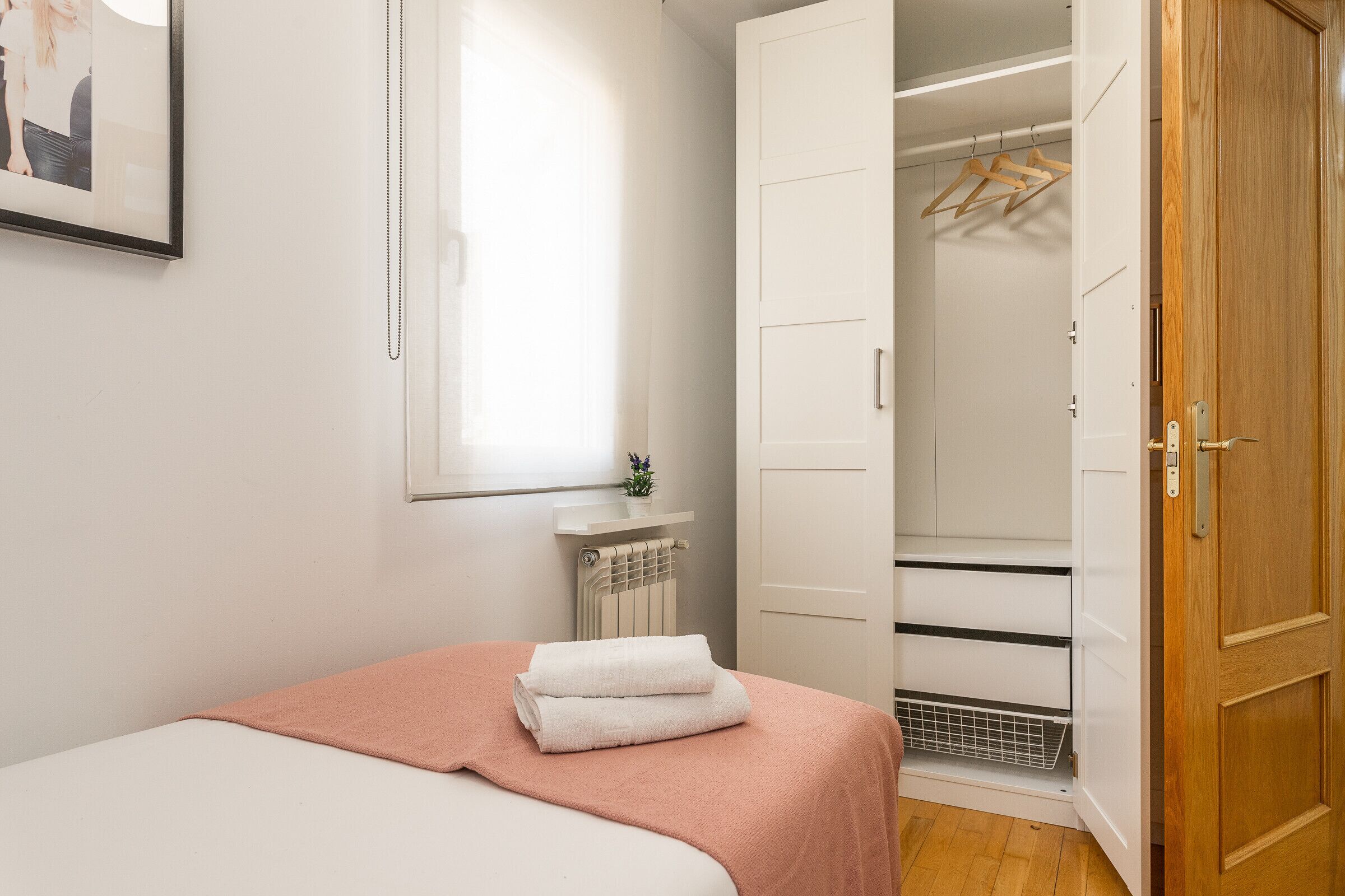 3 多间卧室、熨斗/熨衣板、免费 WiFi、轮椅无障碍