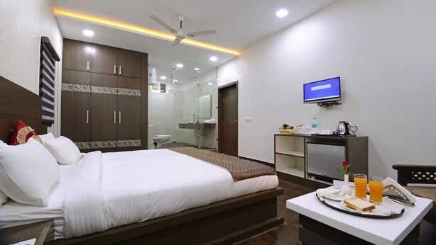 Deluxe Room | WiFi (free) - Hotel Rigal inn (Agra)