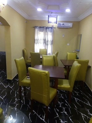 Breakfast, lunch and dinner served  - Kumbaya Hotels And Tours Ltd (Owerri)