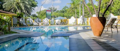 Piscina all'aperto