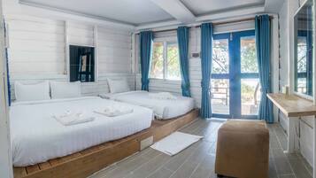 Free WiFi, bed sheets