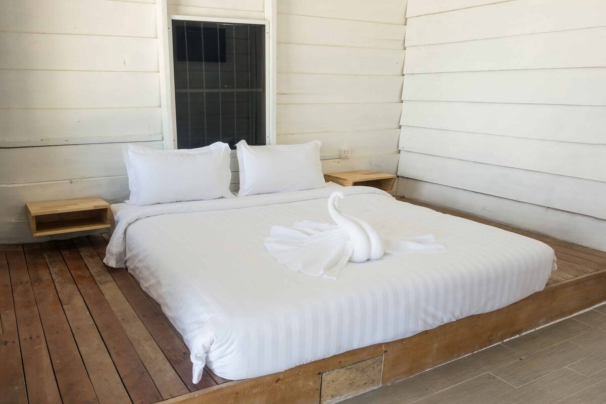 Deluxe Bungalow Double Garden View | 무료 WiFi, 침대 시트