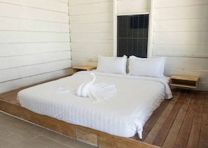 Deluxe Bungalow Double Garden View | Free WiFi, bed sheets - Sarasea Koh Rong Samloem (Koh Rong Sanloem)