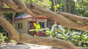 Family Bungalow Triple Garden View | WiFi (無料)、ベッドシーツ